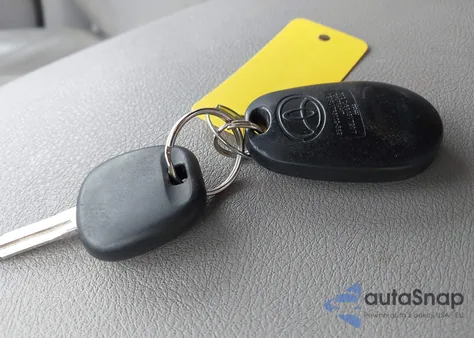 2013 Toyota Highlander Se V6 from USA, damaged, VIN 5TDBK3EH3DS265825